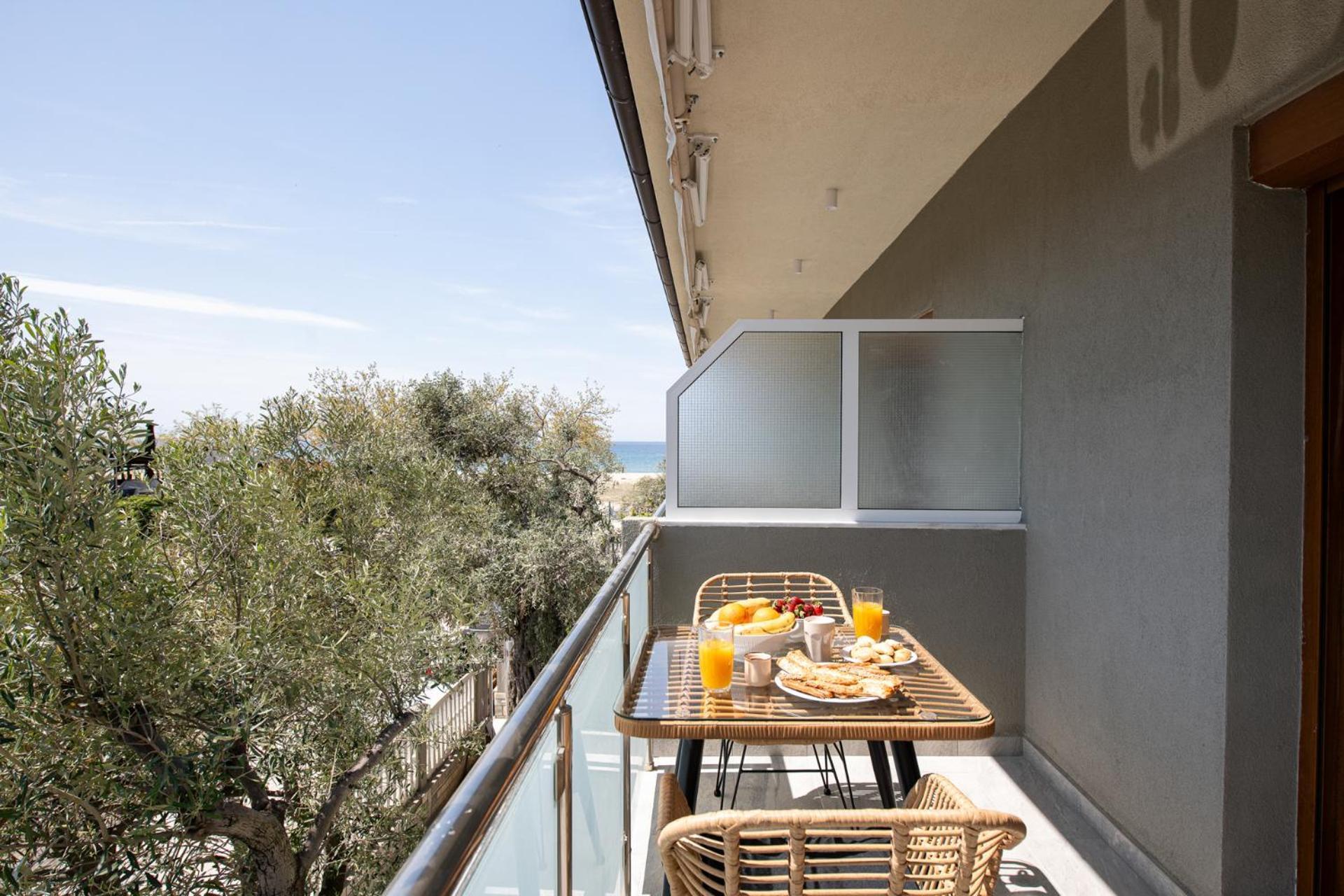 Olivento Beach Front Suites Potos Exterior photo