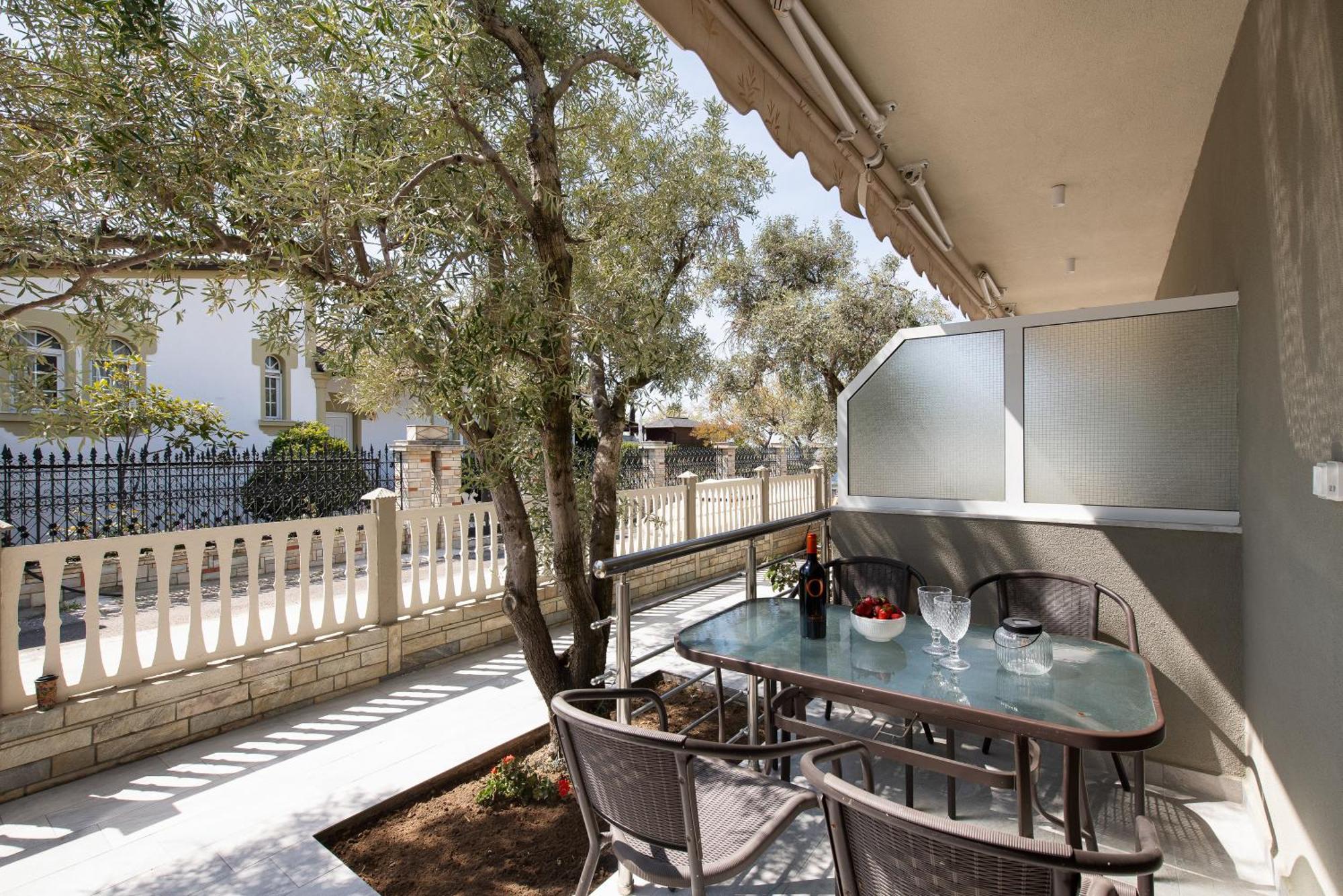 Olivento Beach Front Suites Potos Exterior photo