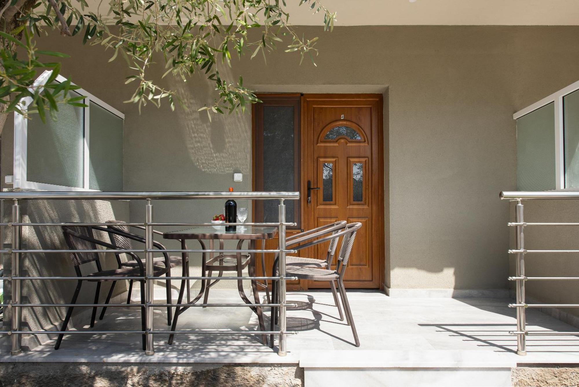 Olivento Beach Front Suites Potos Exterior photo
