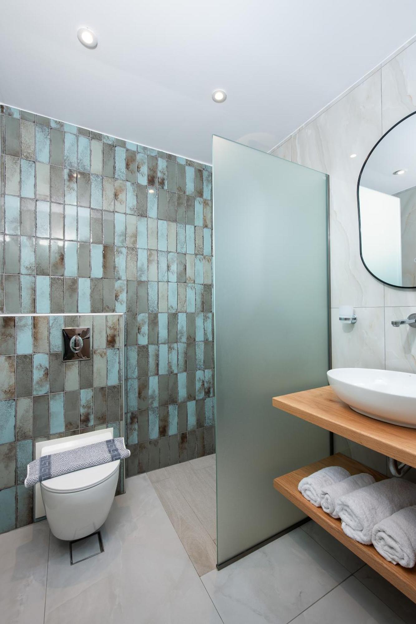 Olivento Beach Front Suites Potos Exterior photo