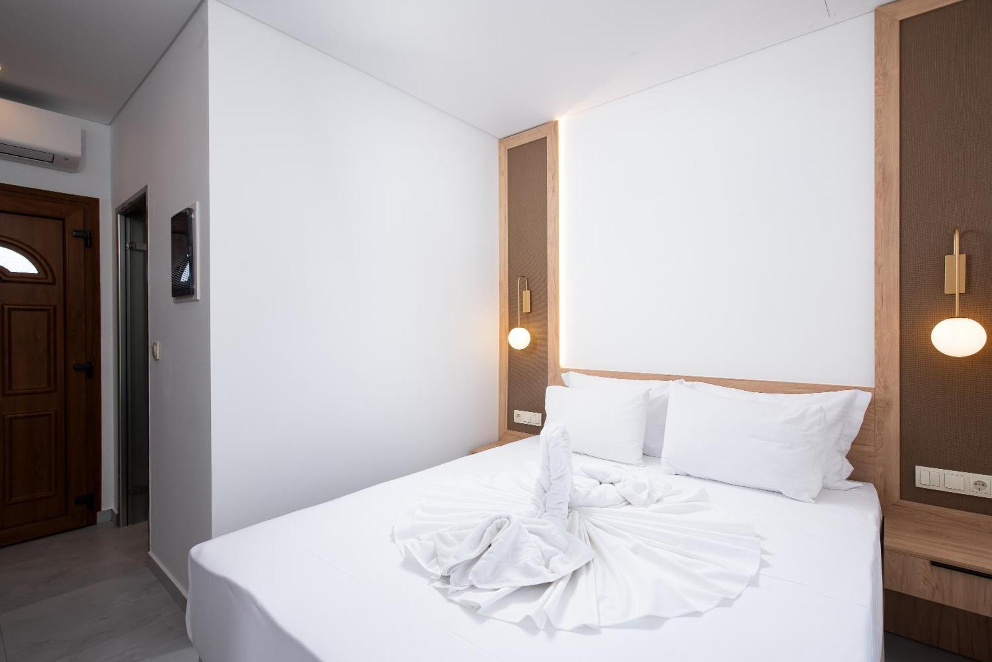 Olivento Beach Front Suites Potos Exterior photo